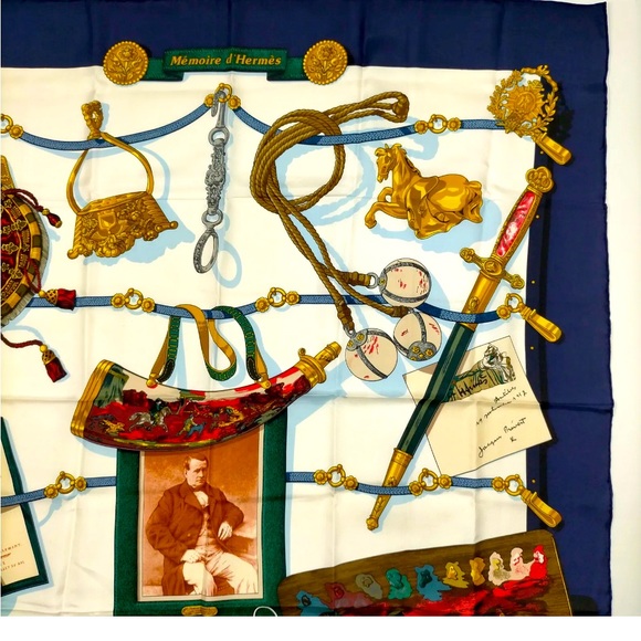 Hermes scarf Carre 90 Navy Blue Silk100% - Picture 6 of 7